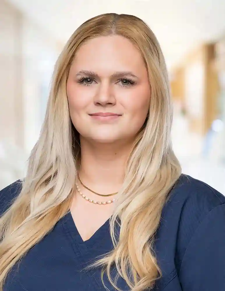 Jenny Aslanidis – Team der plastischen Chirurgie Schneiders